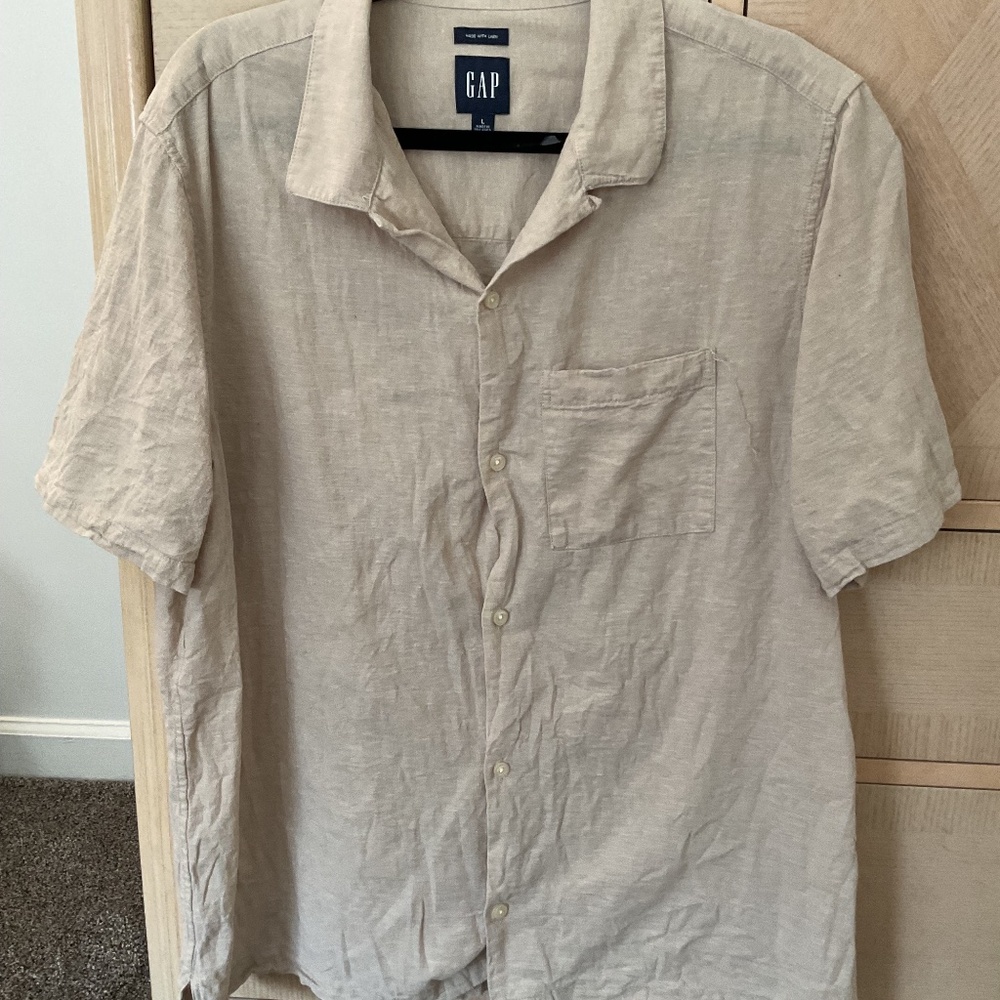 Men’s Gap linen short sleeve button down - Tan